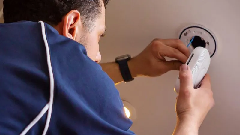 apa itu smoke detector dan cara kerjanya